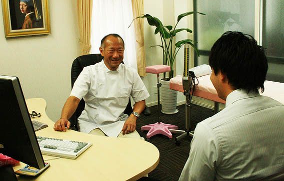 しもむら内科クリニック 診察室