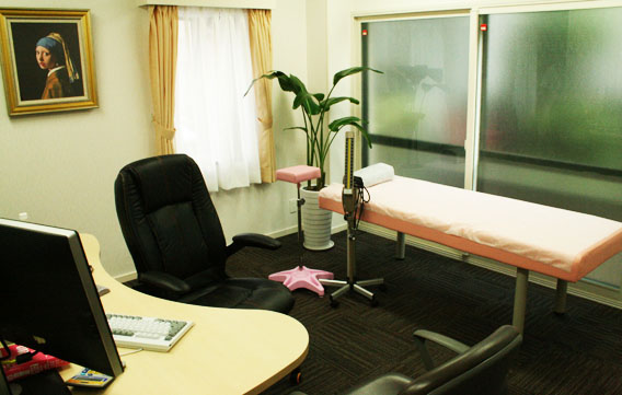 しもむら内科クリニック 診察室