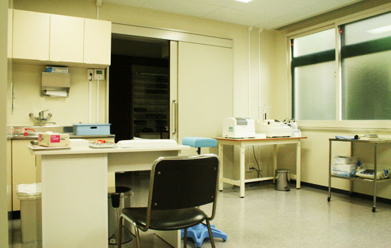 しもむら内科クリニック 診察室